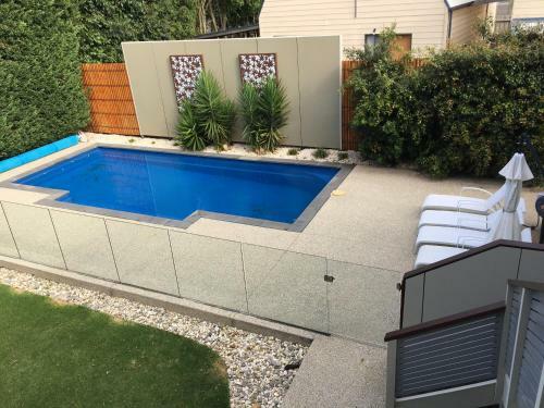 Grand Escape Mckenzie - Boutique Rentals