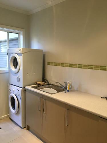 Grand Escape Mckenzie - Boutique Rentals