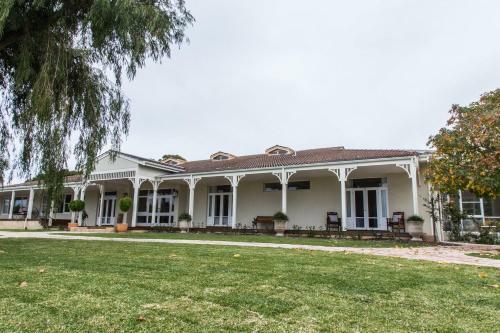 Winniston Lodge Luxury Accommodation