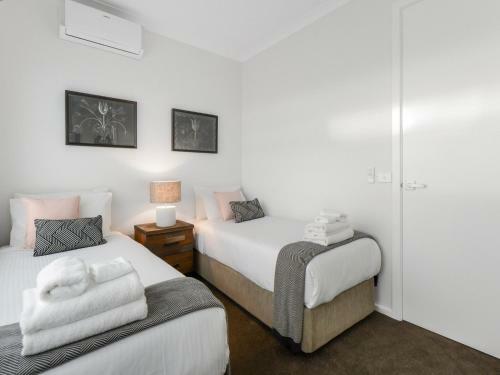 Boutique Stays - Caulfield Central, Townhouse