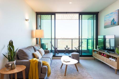 Apartamento Heart Cbd 2br/2ba With Free Parking And Views