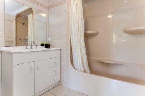 Apartamento Tradewinds Unit 3, 110 Victoria Parade
