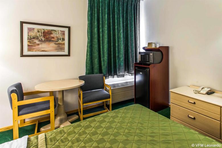 Hotel Rodeway Inn