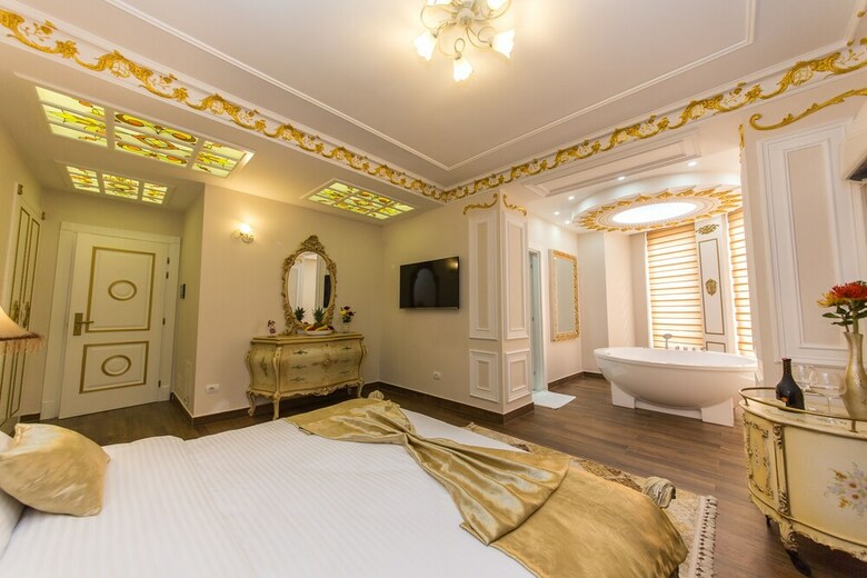 Hotel Empire