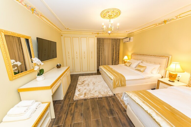 Hotel Empire