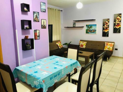 Leo Apartament