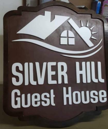 Hostal Silver Hill Guesthouse