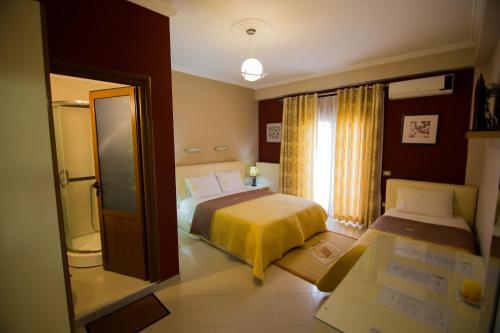 Dea Hotel 2002