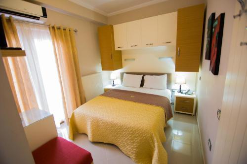 Dea Hotel 2002