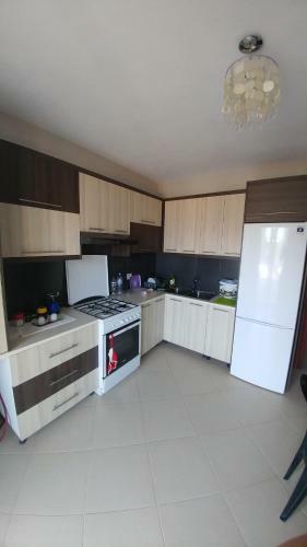Mona`s Hostel