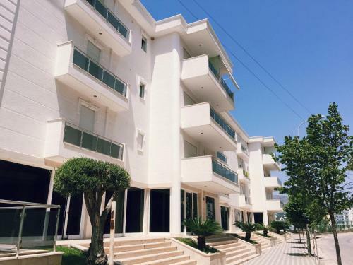Diamond Sofia Apartment White Residence Luxury