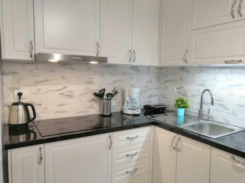 Diamond Sofia Apartment White Residence Luxury
