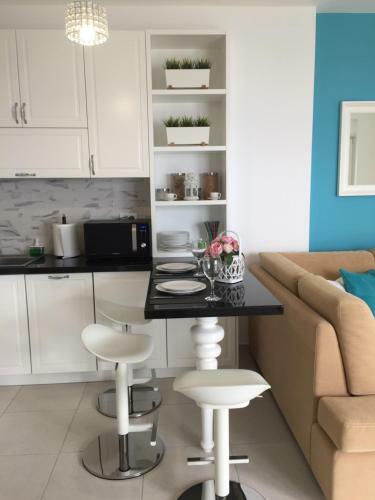 Diamond Sofia Apartment White Residence Luxury
