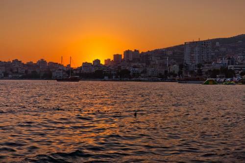 Saranda Blue View Apartment