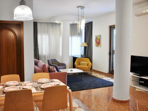 Apartment Tirana Center ? Ish Blloku ?
