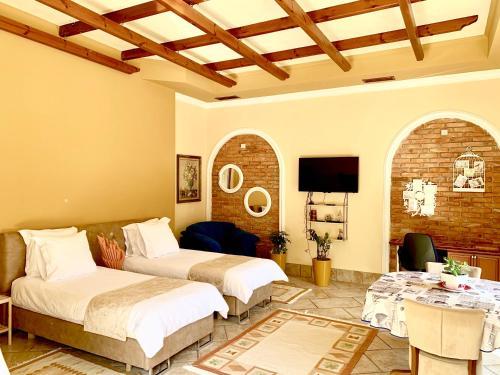 Sunshine Apartment