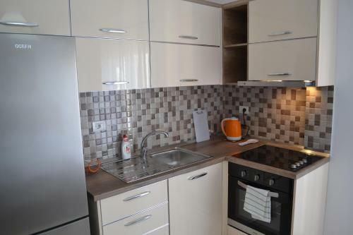 Kela's Seaview Studio Apartment