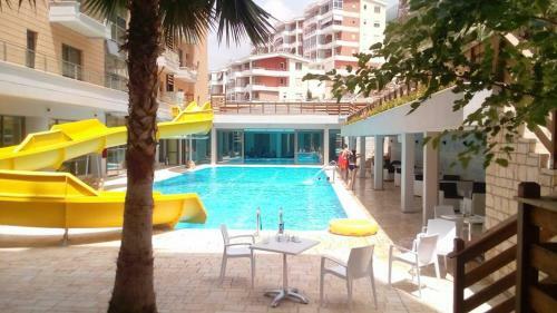 Hostal Olimpia Apartments