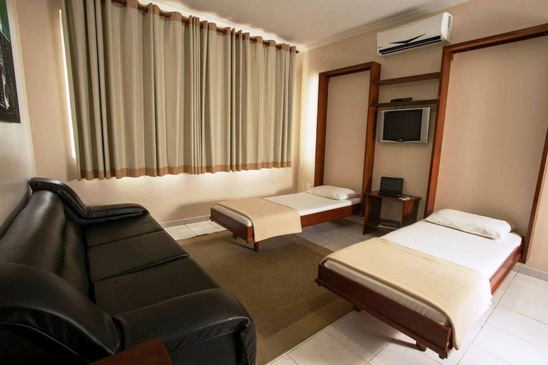 Carina Flat Hotel