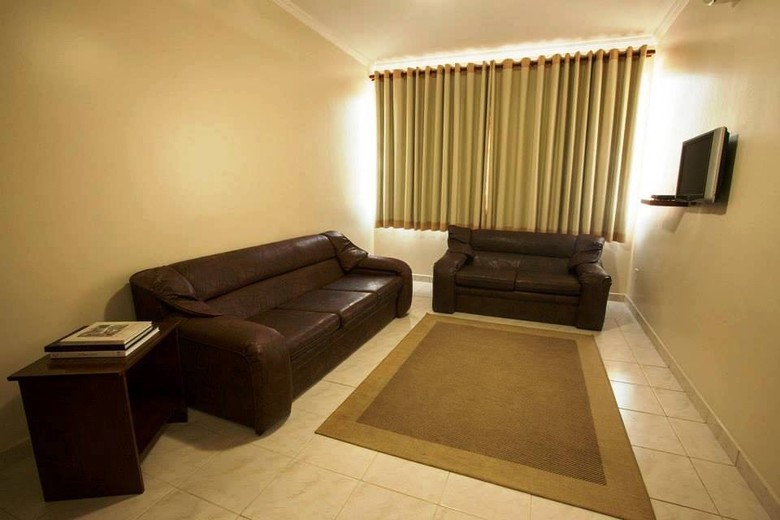 Carina Flat Hotel