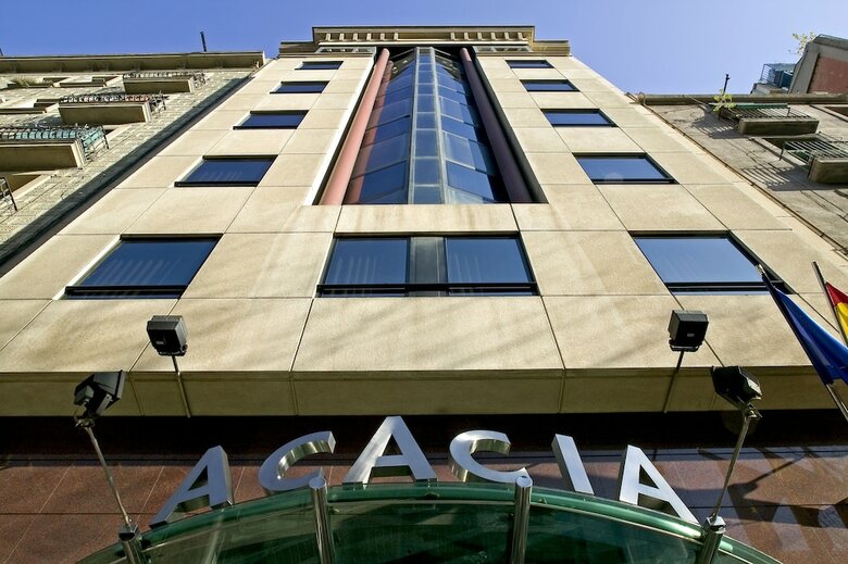 Aparthotel Husa Acacia