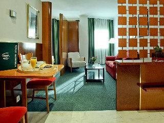 Aparthotel Husa Acacia