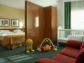 Aparthotel Husa Acacia