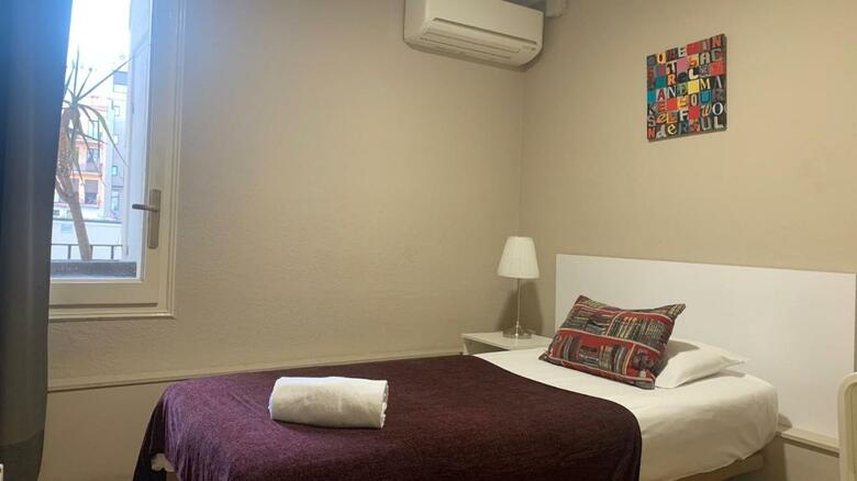 Hostal Somnio Hostels