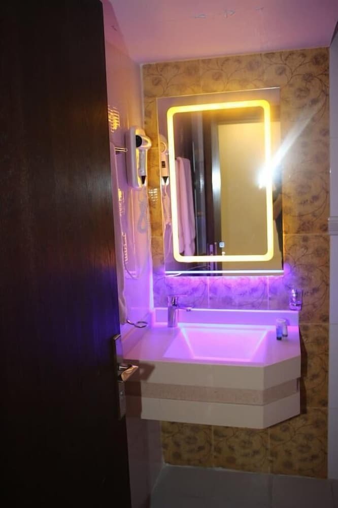 Apartamento Al Jowder Suits