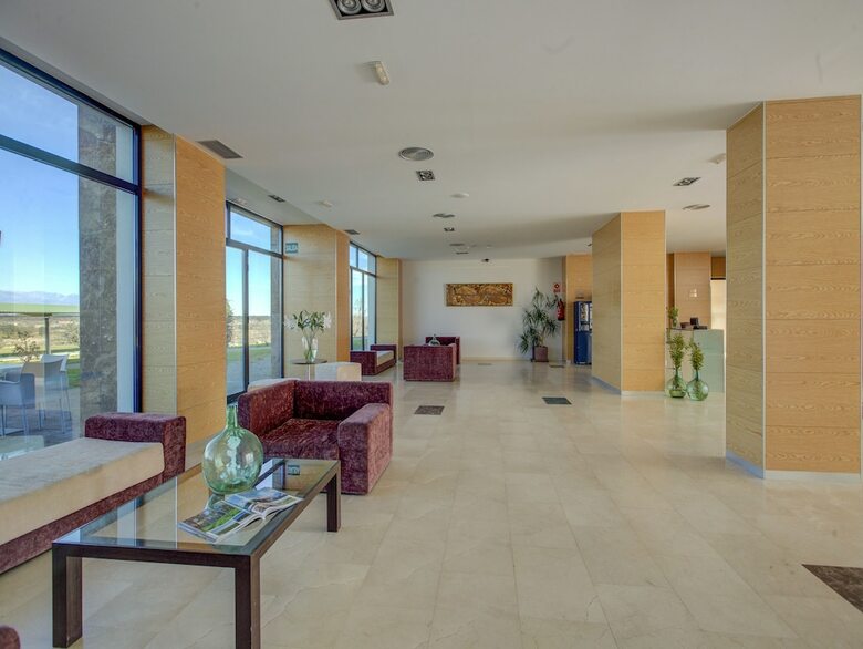 Hospedium Hotel Valles De Gredos Golf