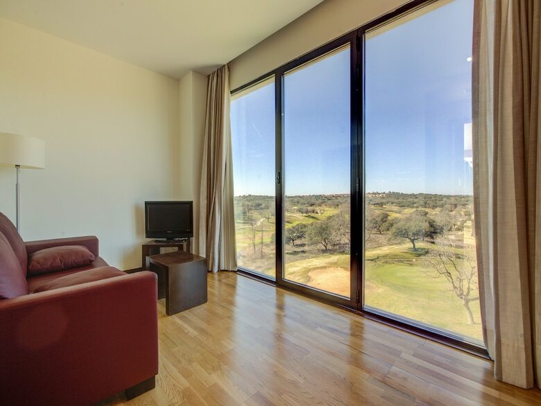 Hospedium Hotel Valles De Gredos Golf