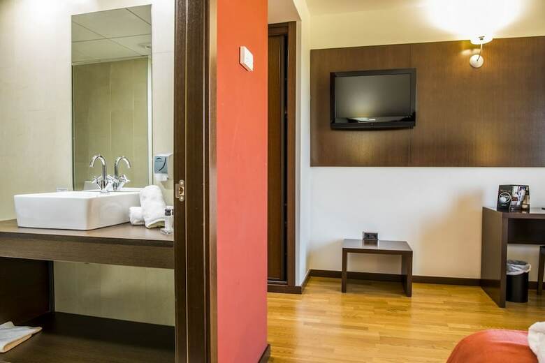 Hospedium Hotel Valles De Gredos Golf