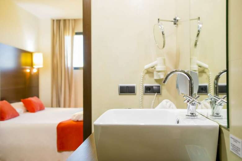 Hospedium Hotel Valles De Gredos Golf