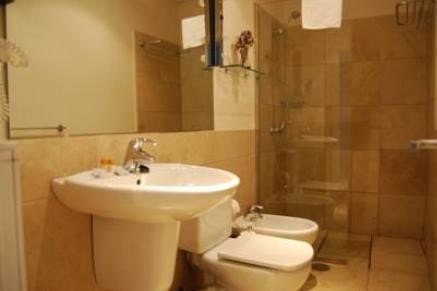 Apartamentos Giralda Suites