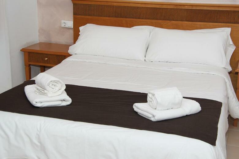 Apartamentos Gomila Park