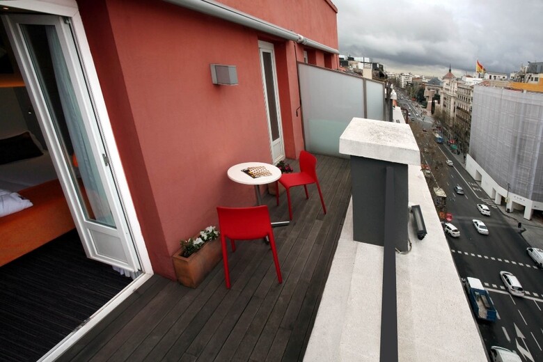 Hotel Petit Palace Embassy