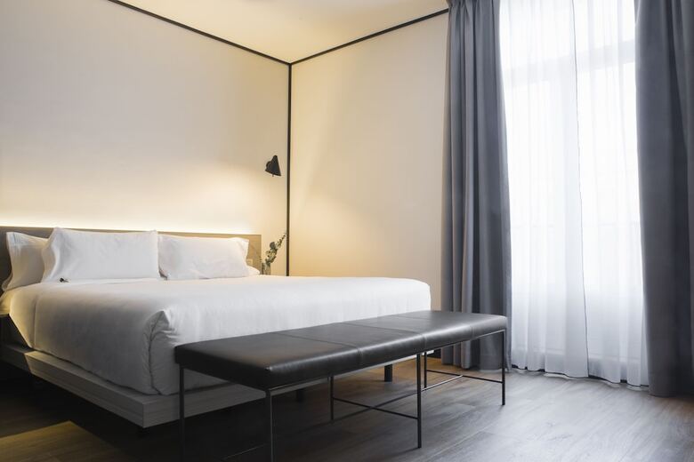 Hotel Icon Embassy