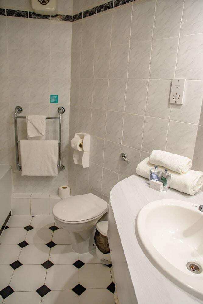 Hotel Thistle Poole