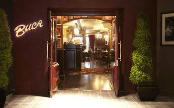 Hotel De Vere