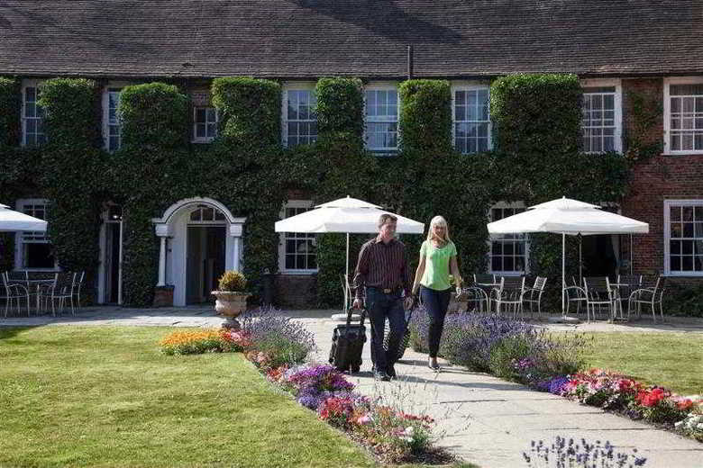 Hotel Mercure Farnham Bush