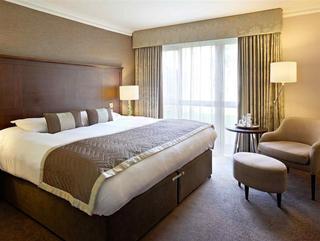 Hotel Mercure Farnham Bush