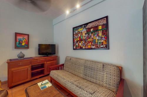 Condo #24 @ Beachside Villas
