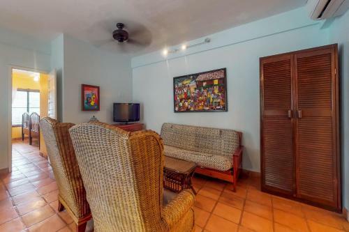 Condo #24 @ Beachside Villas