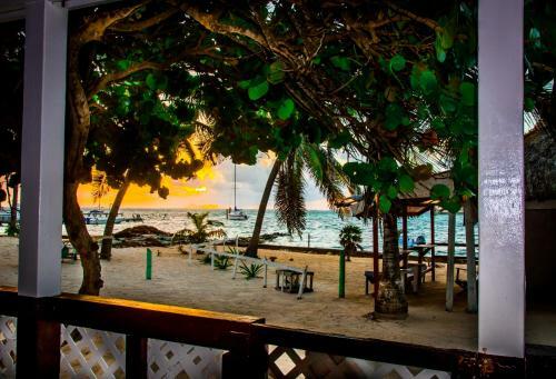 Hotel Coastal Bay