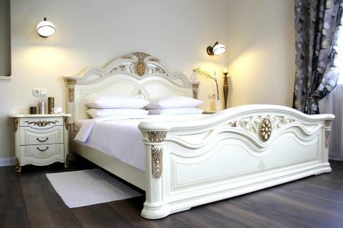 Hostal Lebediny Guest House