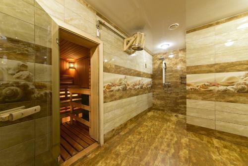 Hostal Lebediny Guest House