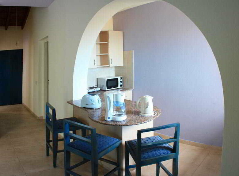 Myro Androu Hotel Apts