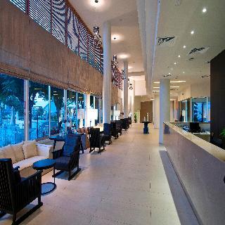 Pernera Beach Hotel