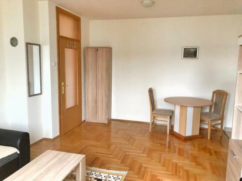 Apartman Lola