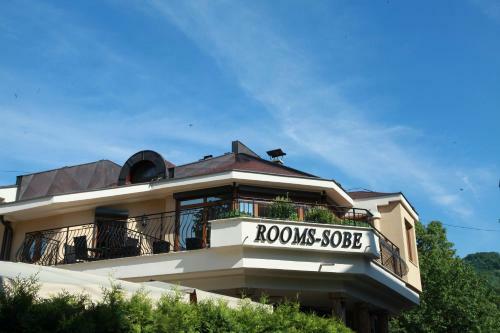 Hostal Provence Rooms